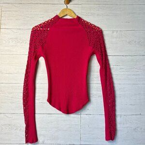 Free People Top Womens Size Medium Hot Berry Pink Clemente Mock Neck Ribbed